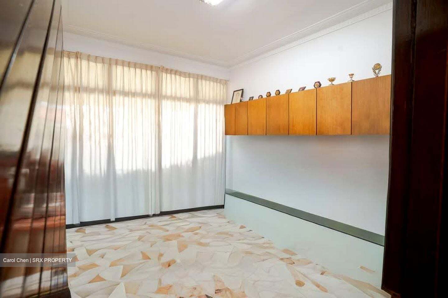 Richards Avenue (D19), Terrace #606968241